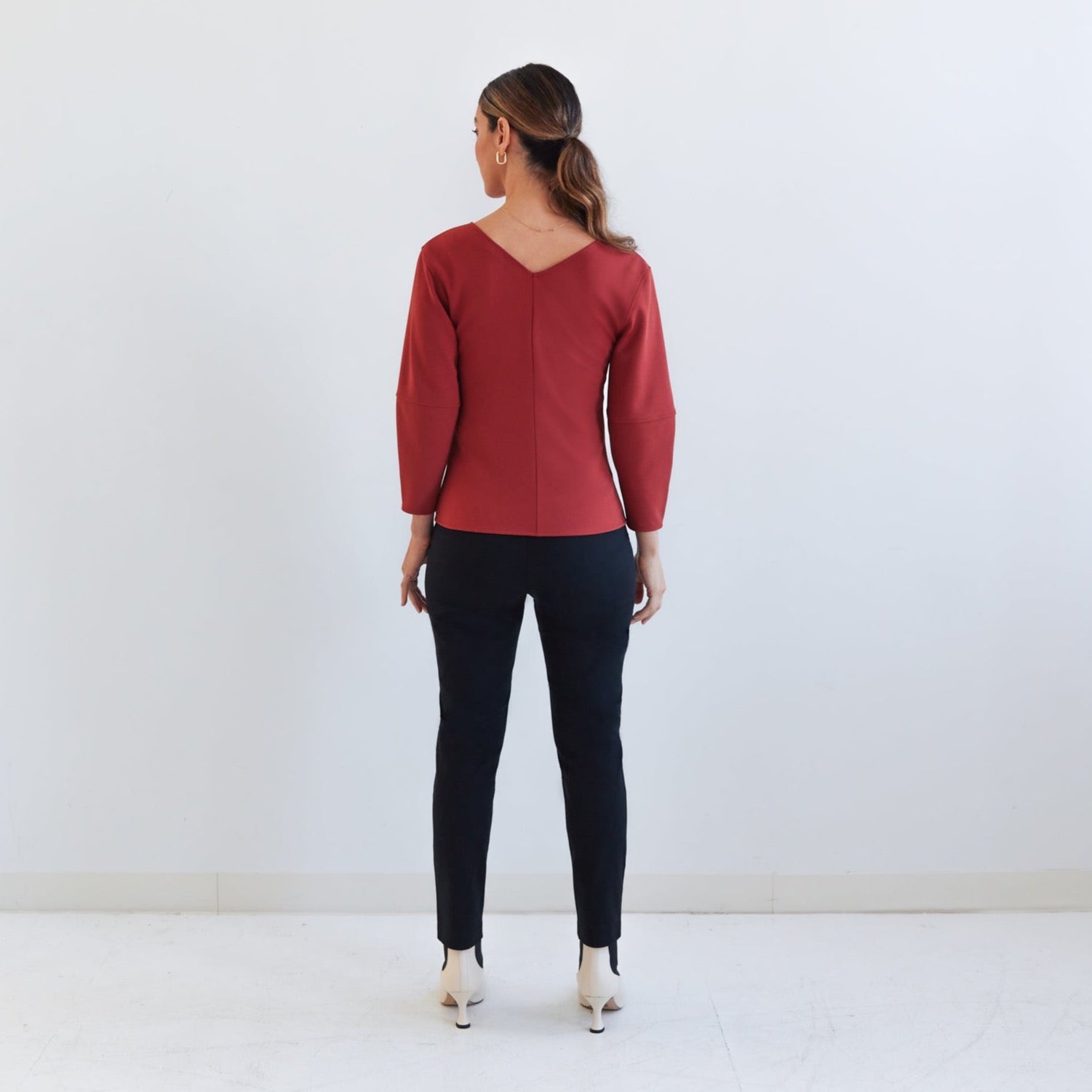 The Sculpted Knit Top in Cirrus Crepe